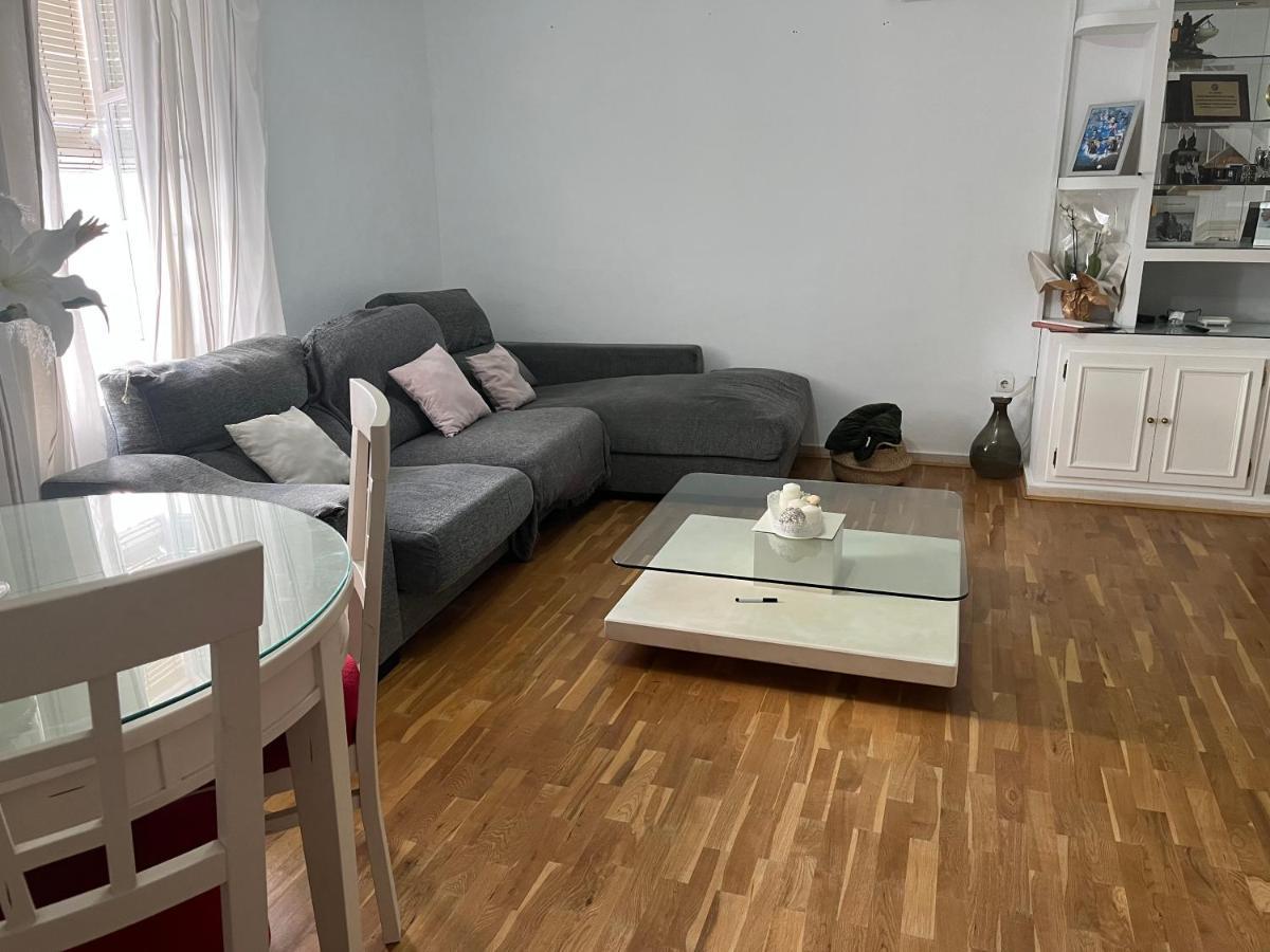 Duplex Ancha Con Wifi Y Parking Apartment Jerez de la Frontera Exterior foto