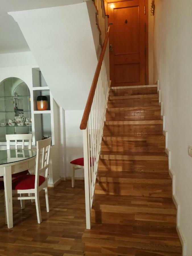 Duplex Ancha Con Wifi Y Parking Apartment Jerez de la Frontera Exterior foto